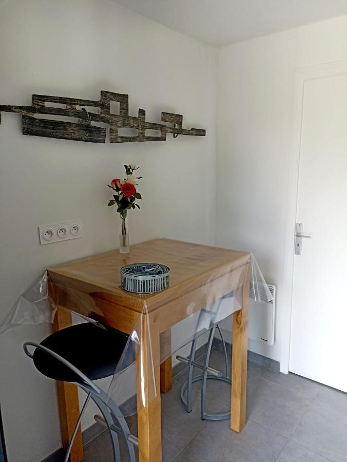 La Clematite D'Olt Apartment Saint-Côme-dʼOlt Екстериор снимка
