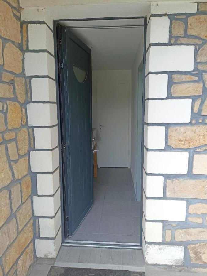 La Clematite D'Olt Apartment Saint-Côme-dʼOlt Екстериор снимка
