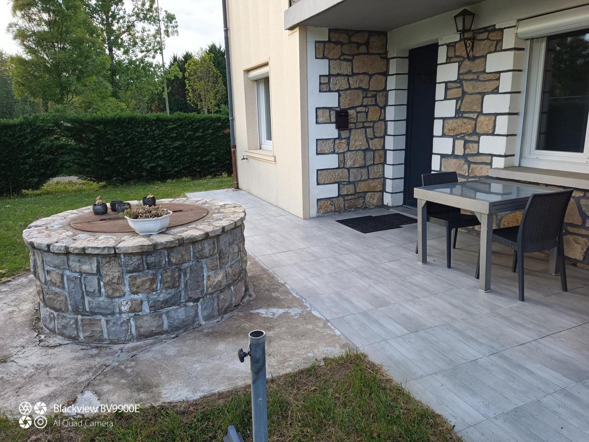 La Clematite D'Olt Apartment Saint-Côme-dʼOlt Екстериор снимка