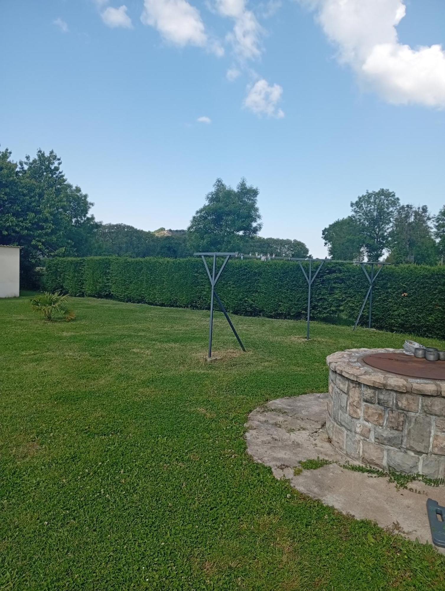 La Clematite D'Olt Apartment Saint-Côme-dʼOlt Екстериор снимка